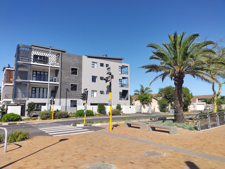 2 Bedroom Property for Sale in Table View Western Cape